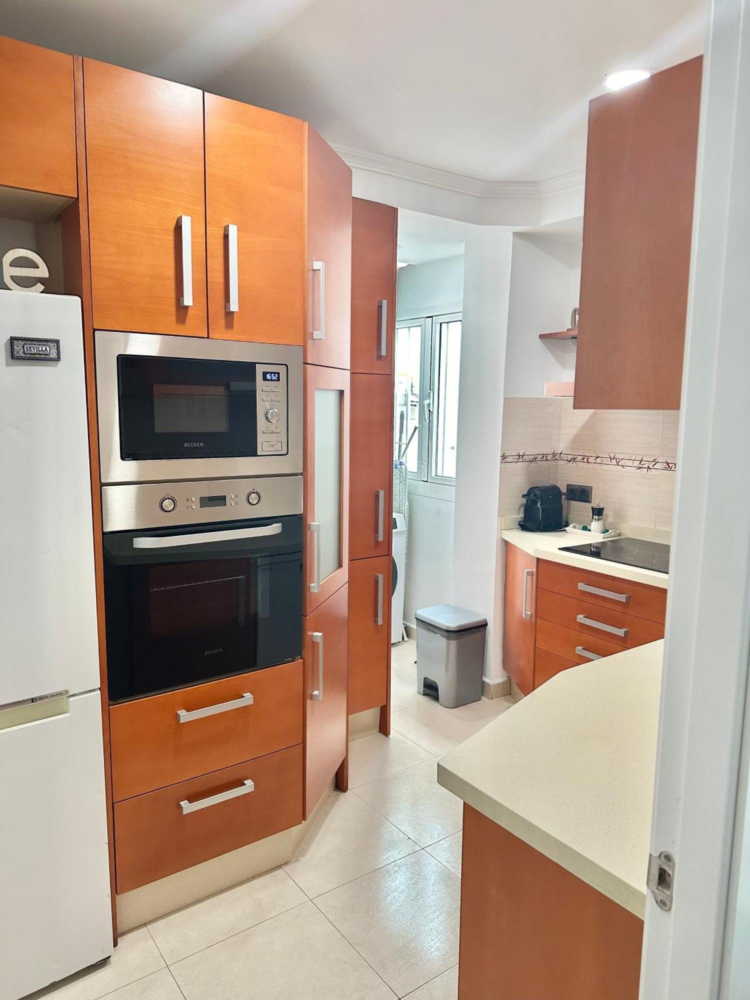 10 Minutos Centro Sevilla, Moderno Y Con Parking Gratis Appartement