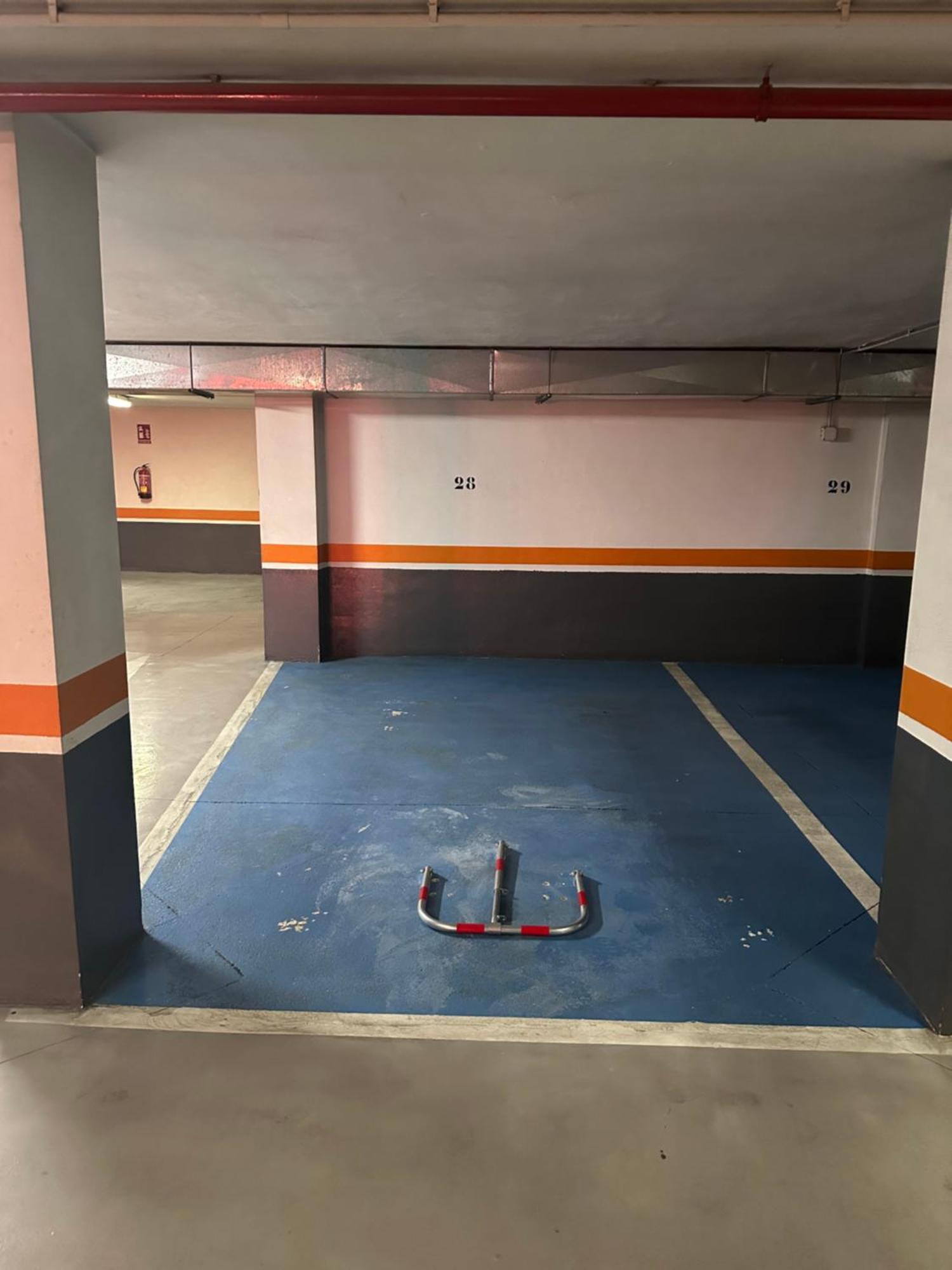 Apartament 10 Minutos Centro Sevilla, Moderno Y Con Parking Gratis *